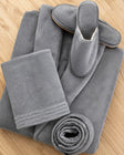 Gris