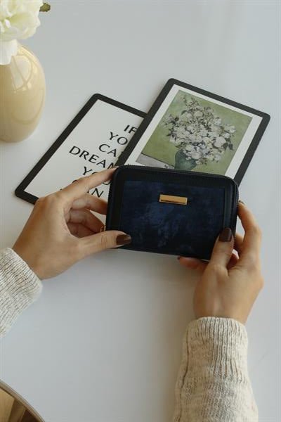 Portefeuille Femme en Suédine Bleu Marine avec Compartiments