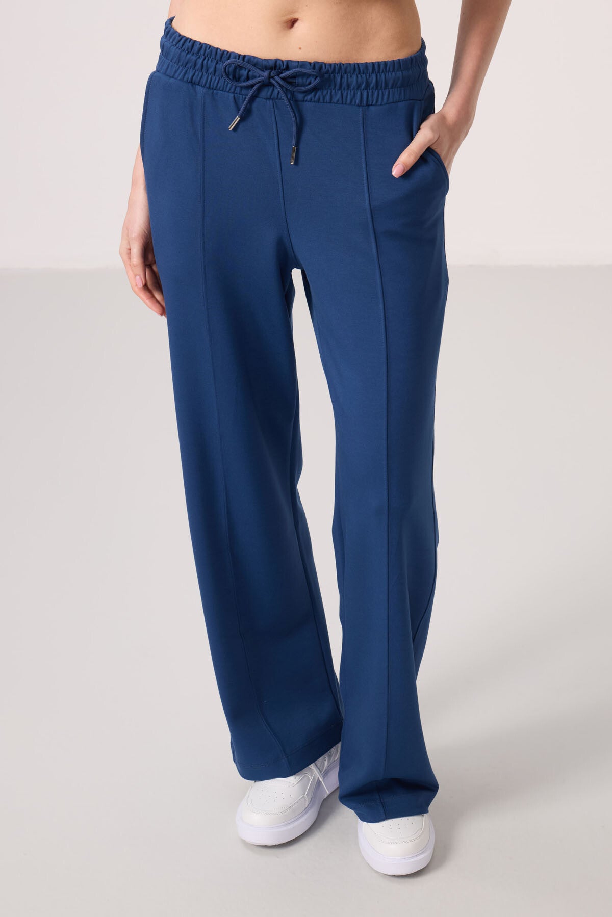 <tc>Pantalon palazzo femme en tissu texturé doux avec poches et détail de couture frontale - 94670</tc>