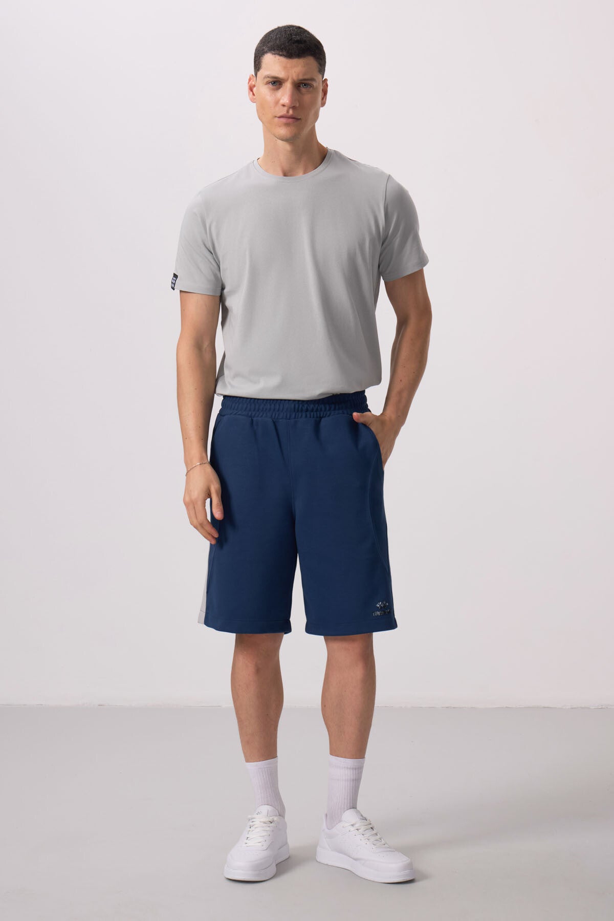 <tc>Short homme oversize à texture en surface - 81288</tc>