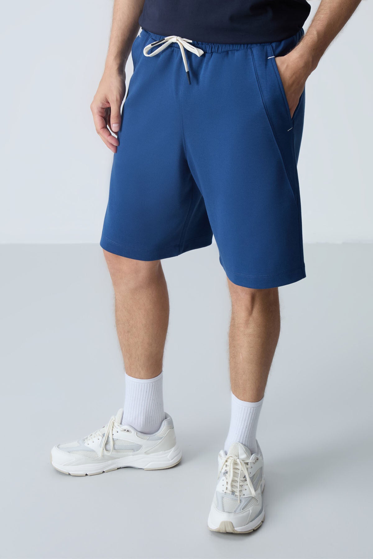 <tc>Short Basique Homme en Coton Épais à Texture Douce, Coupe Standard - 81278</tc>