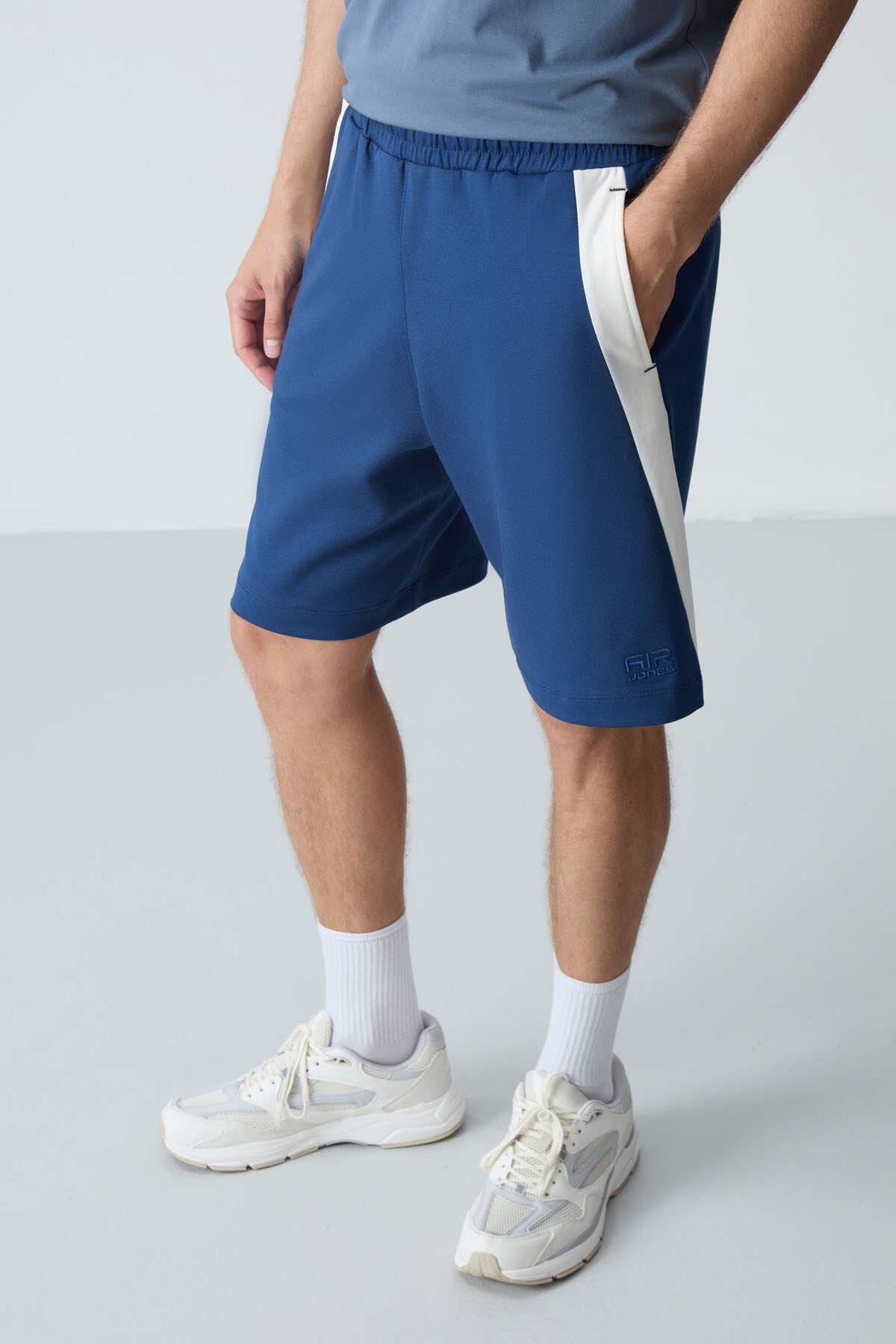 <tc>Short Basique Homme en Coton Épais à Texture Douce, Coupe Standard - 81280</tc>