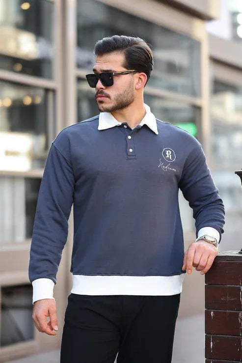 <tc>سويت شيرت بولو ياقة بأزرار وتطريز أنيق – لمسة من الكلاسيكية العصرية! 👕✨
إذا كنت تبحث عن قطعة تجمع بين الأناقة والراحة، فهذا السويت شيرت خيار مثالي! يتميز بتصميم ياقة بولو الكلاسيكي مع أزرار، مما يمنحه مظهرًا أنيقً

</tc>