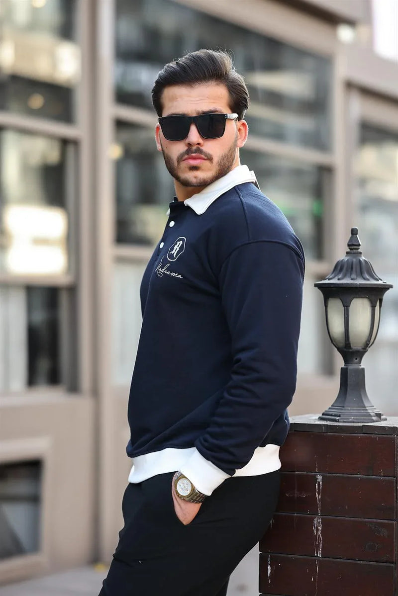 <tc>سويت شيرت بولو ياقة بأزرار وتطريز أنيق – لمسة من الكلاسيكية العصرية! 👕✨
إذا كنت تبحث عن قطعة تجمع بين الأناقة والراحة، فهذا السويت شيرت خيار مثالي! يتميز بتصميم ياقة بولو الكلاسيكي مع أزرار، مما يمنحه مظهرًا أنيقً

</tc>