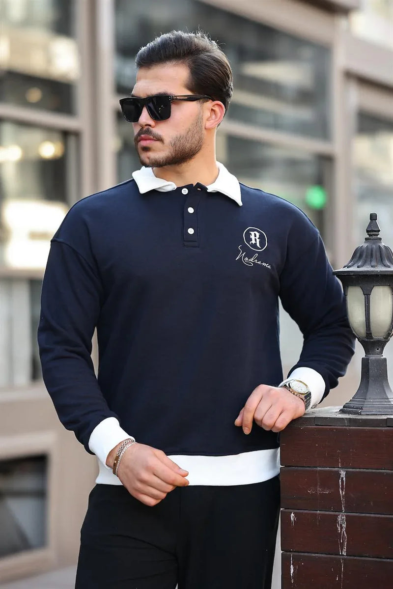 <tc>سويت شيرت بولو ياقة بأزرار وتطريز أنيق – لمسة من الكلاسيكية العصرية! 👕✨
إذا كنت تبحث عن قطعة تجمع بين الأناقة والراحة، فهذا السويت شيرت خيار مثالي! يتميز بتصميم ياقة بولو الكلاسيكي مع أزرار، مما يمنحه مظهرًا أنيقً

</tc>