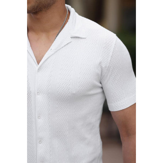 <tc>Chemise à manches courtes avec motif premium</tc>