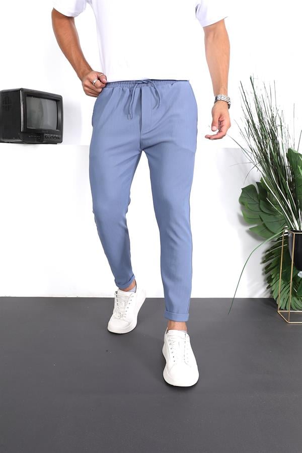 <tc>Pantalon ajusté à double ourlet avec texture premium.</tc>