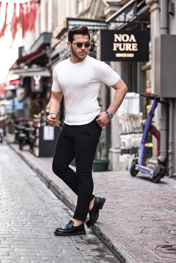T-Shirt Homme en Maille Torsadée Coupe Ajustée
