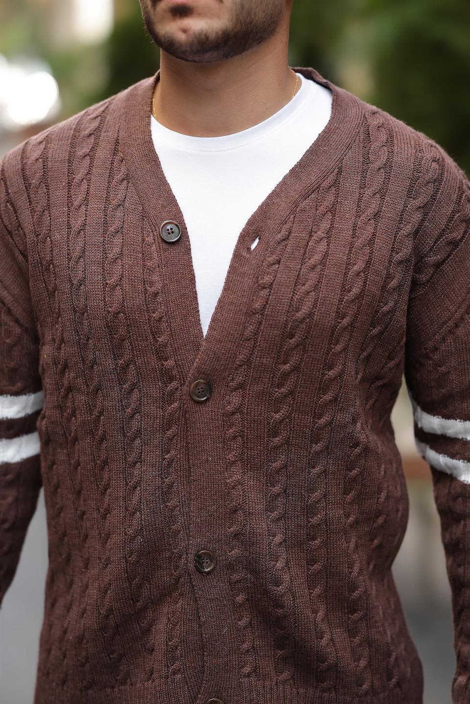Gilet en Tricot avec Manches en Tresse et Détails en Bande - Justyol