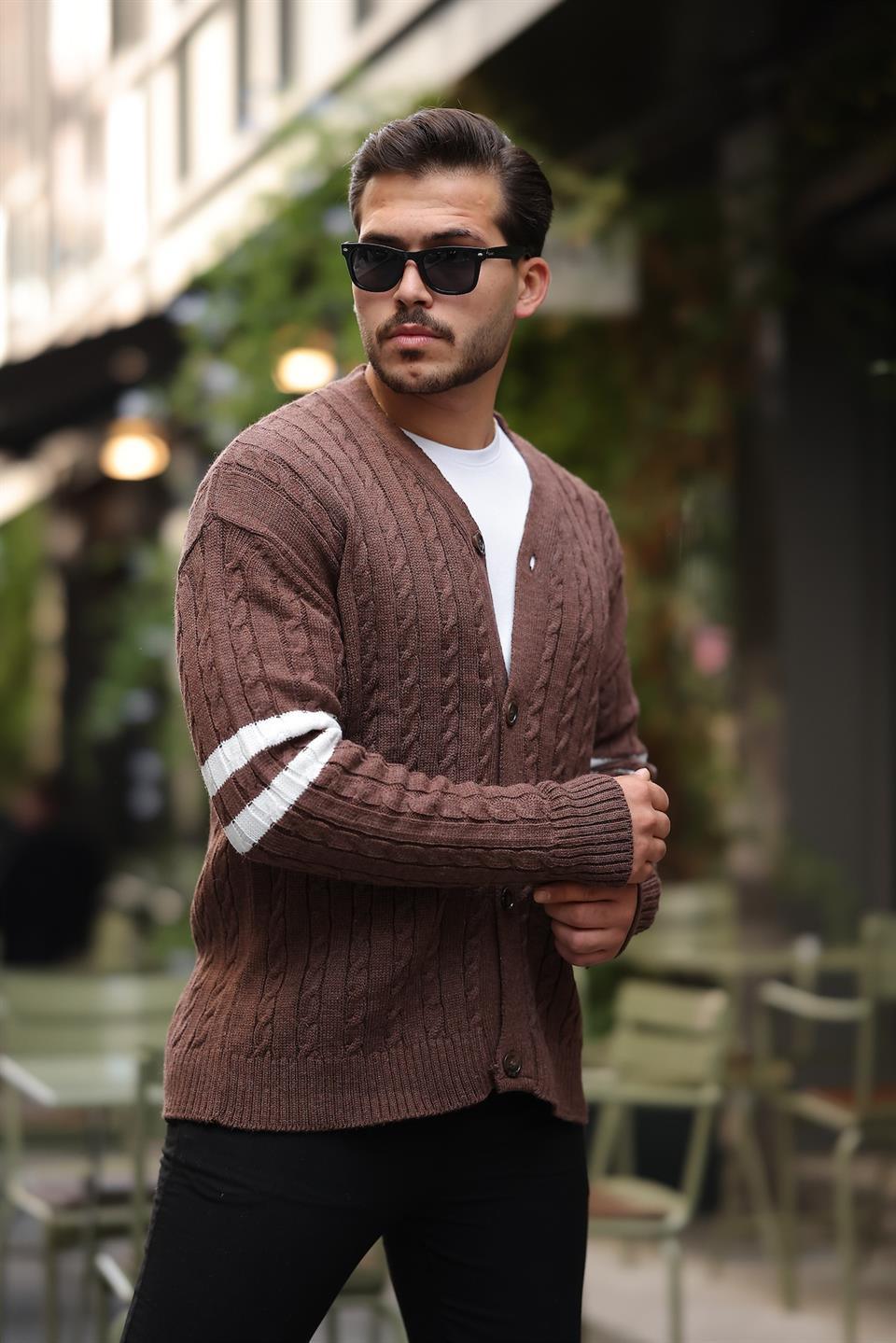 Gilet en Tricot avec Manches en Tresse et Détails en Bande - Justyol