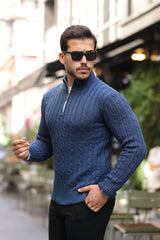 <tc>Pull en tricot pour homme à demi-zip avec motif torsadé.</tc>