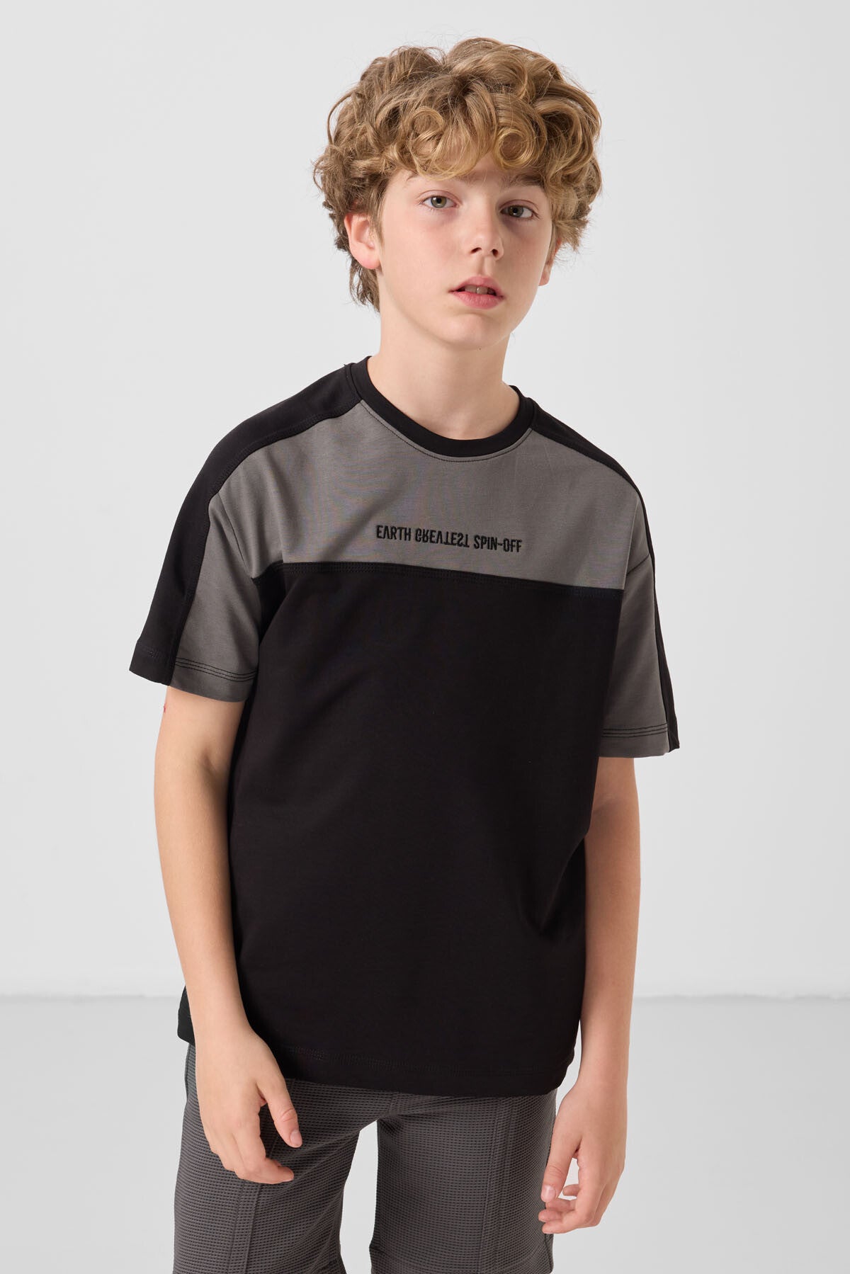 T-shirt Garçon Oversize en Coton Doux avec Broderie - 11290