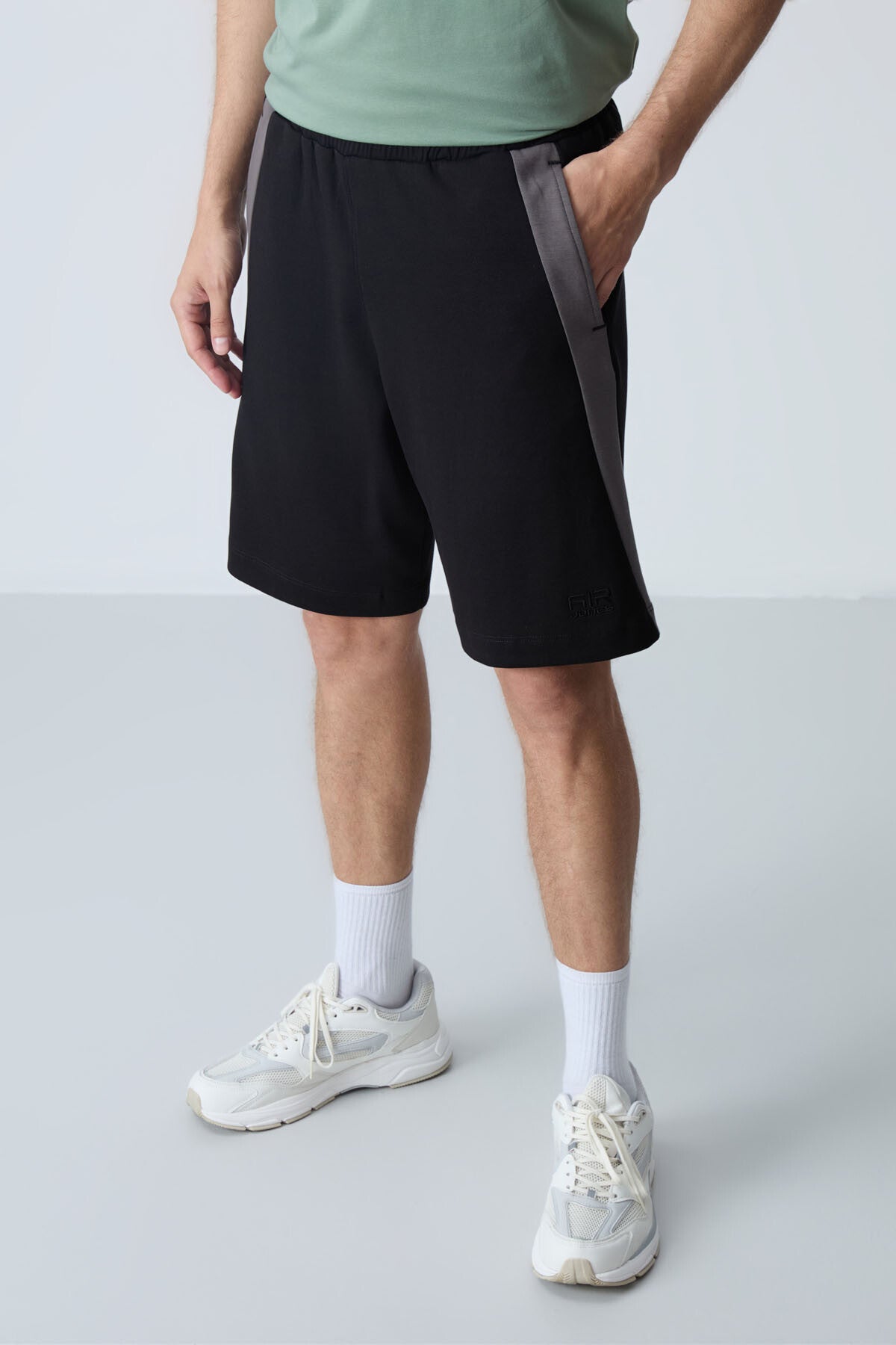 <tc>Short Basique Homme en Coton Épais à Texture Douce, Coupe Standard - 81280</tc>