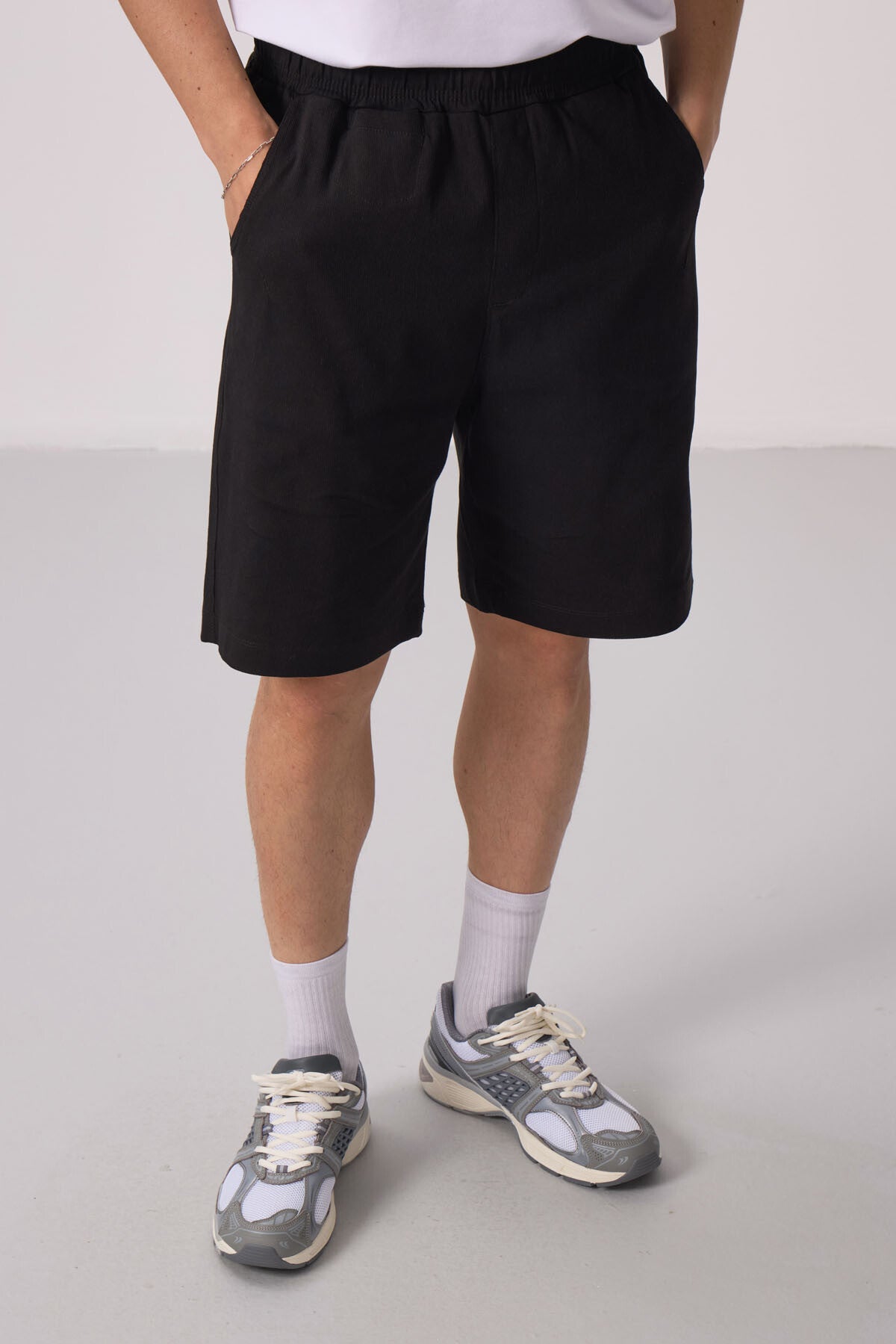 gri standart fit dokuma hafif esnek chino şort - 81290 - Justyol