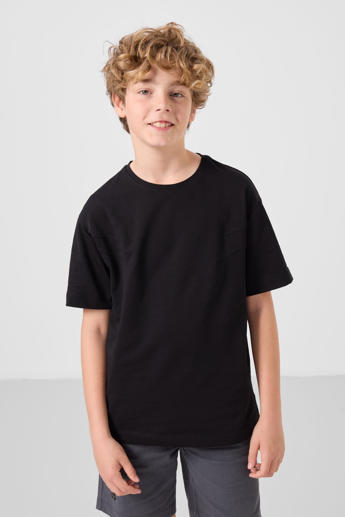Ensemble Garçon Oversize 2 Pièces – T-shirt & Short - 11277