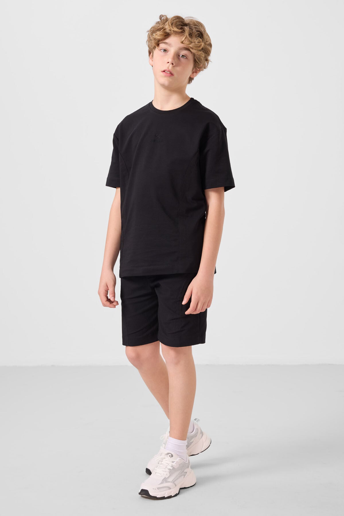 Ensemble Garçon Oversize 2 Pièces – T-shirt & Short - 11276