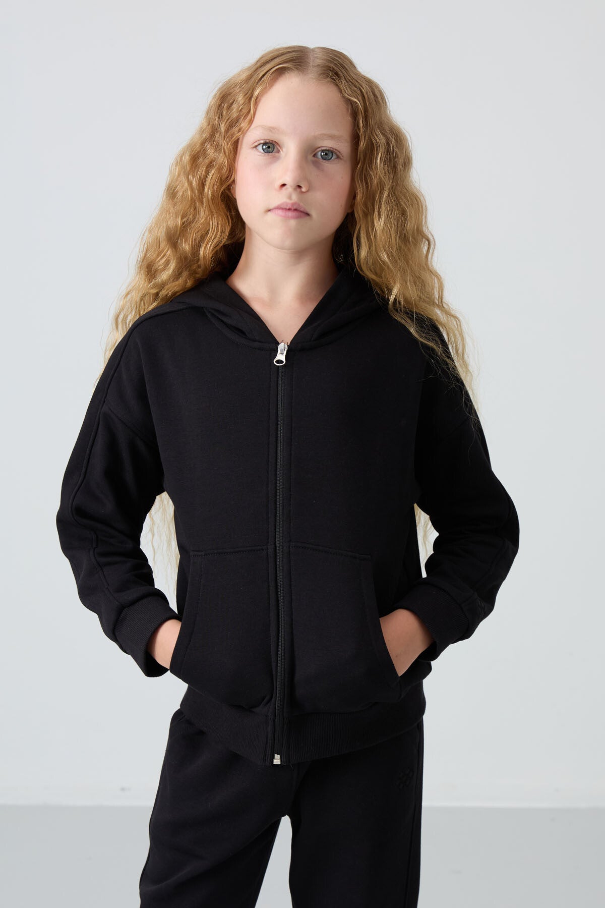 <tc>Survêtement Fille Écru en Coton à Intérieur Doux Texturé, Brodé et Coupe Standard - 75148</tc>