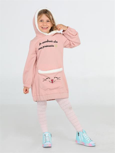 <tc>"Robe à capuche douce style princesse"</tc>