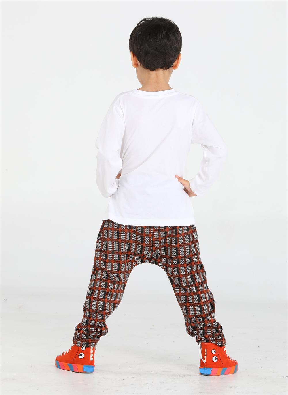 <tc>ensemble pantalon imprimé araignée + t-shirt</tc>