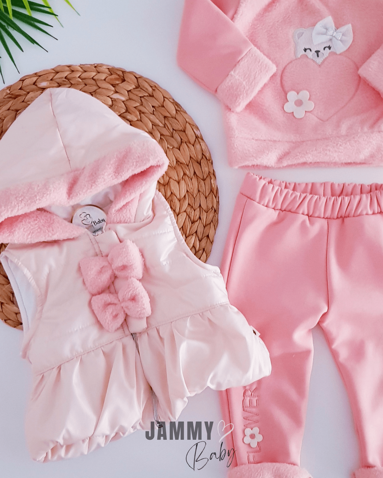 süslü ayicik 3 iplik polar şişme yelekli takim - somon - Justyol