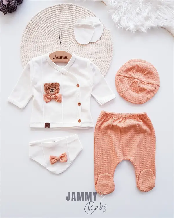 süzene teddy bear 5 piece newborn set with cap Jammy Baby