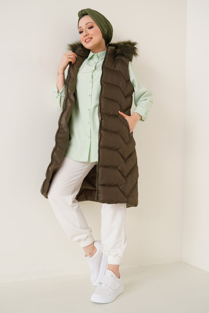 Gilet Long Femme à Capuche en Fausse Fourrure – T10233