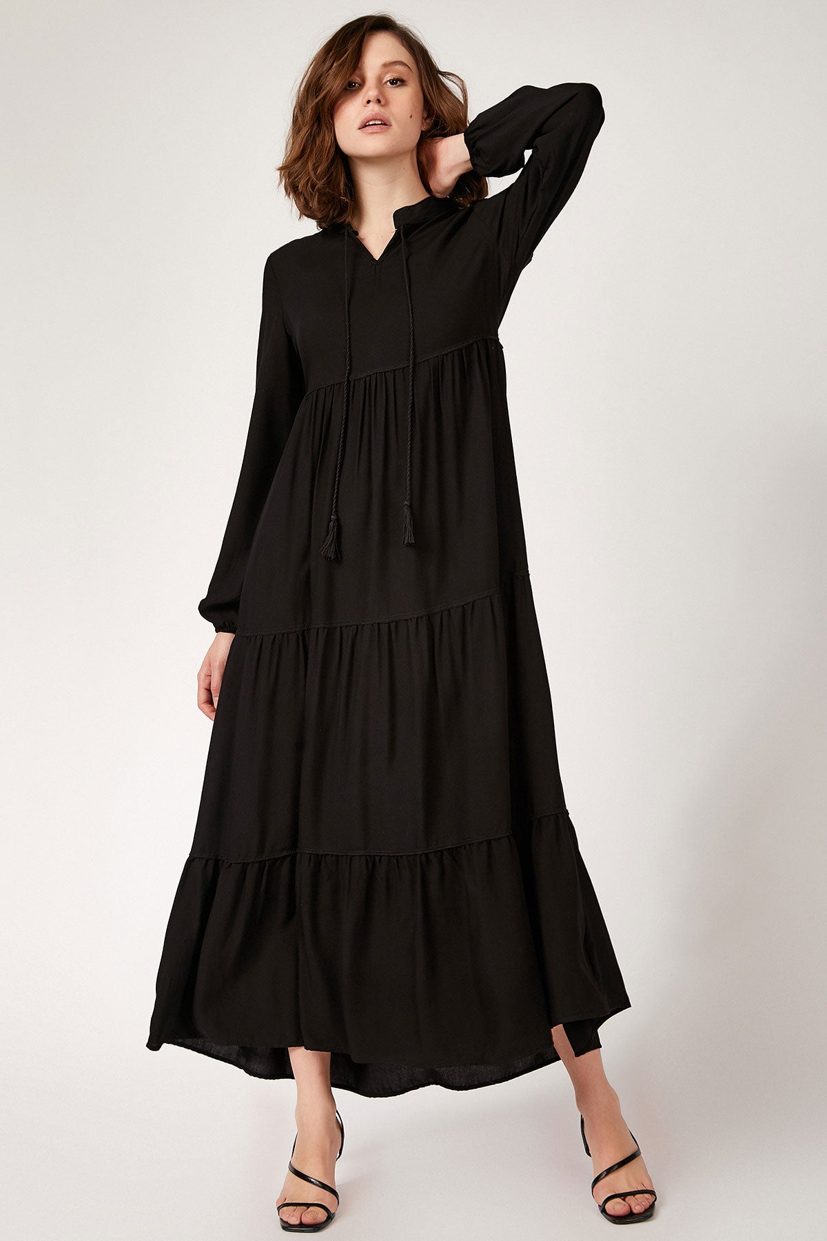 <tc>Robe avec lien au col T1627</tc>