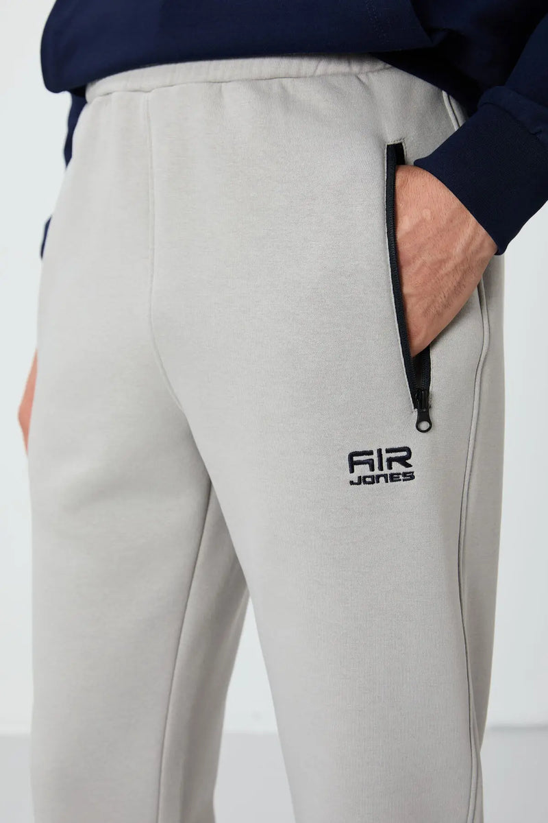 Pantalon Jogging Homme Carlo Şardonlu – Coupe Confort avec Poche Zippée