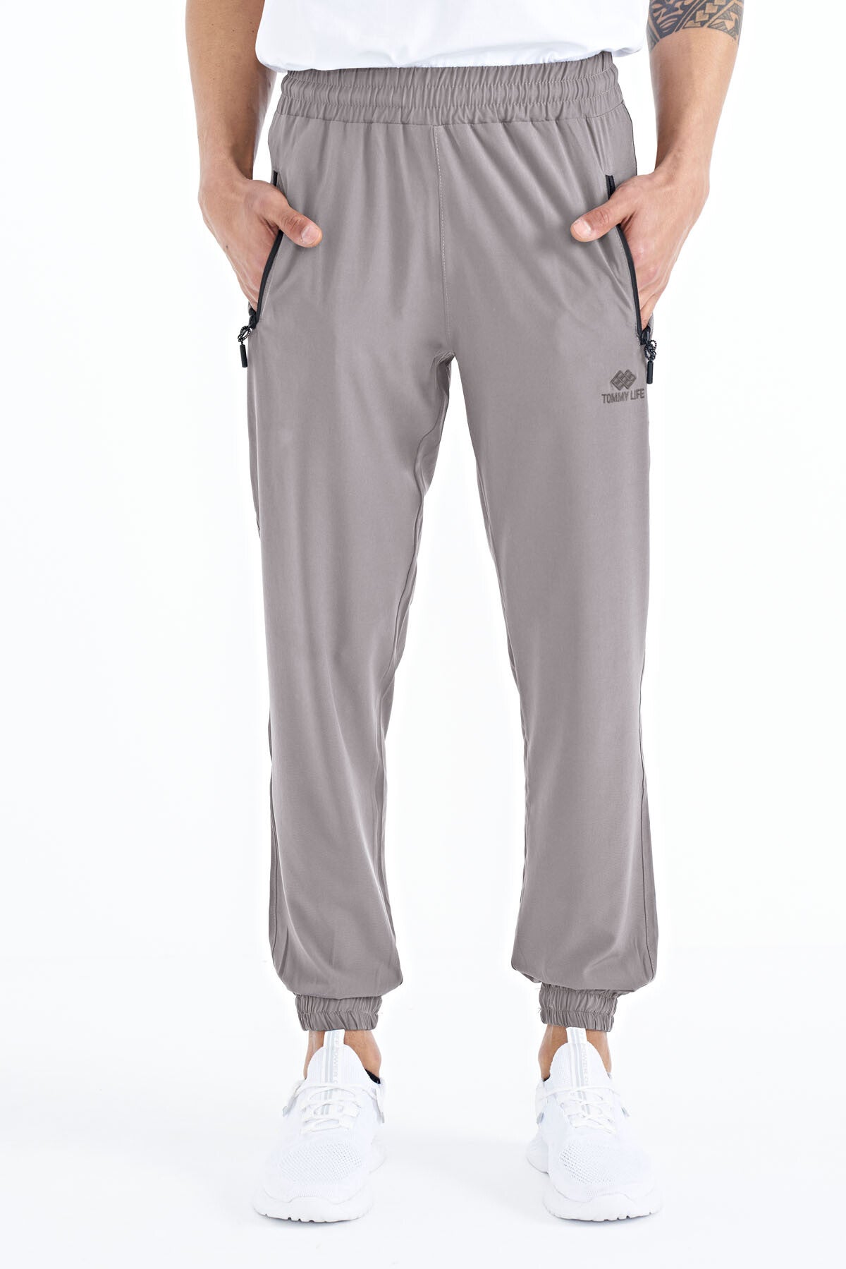 <tc>Pantalon de survêtement pour homme basique avec poches, à cordon de serrage, coupe décontractée, avec chevilles élastiques - 84826</tc>