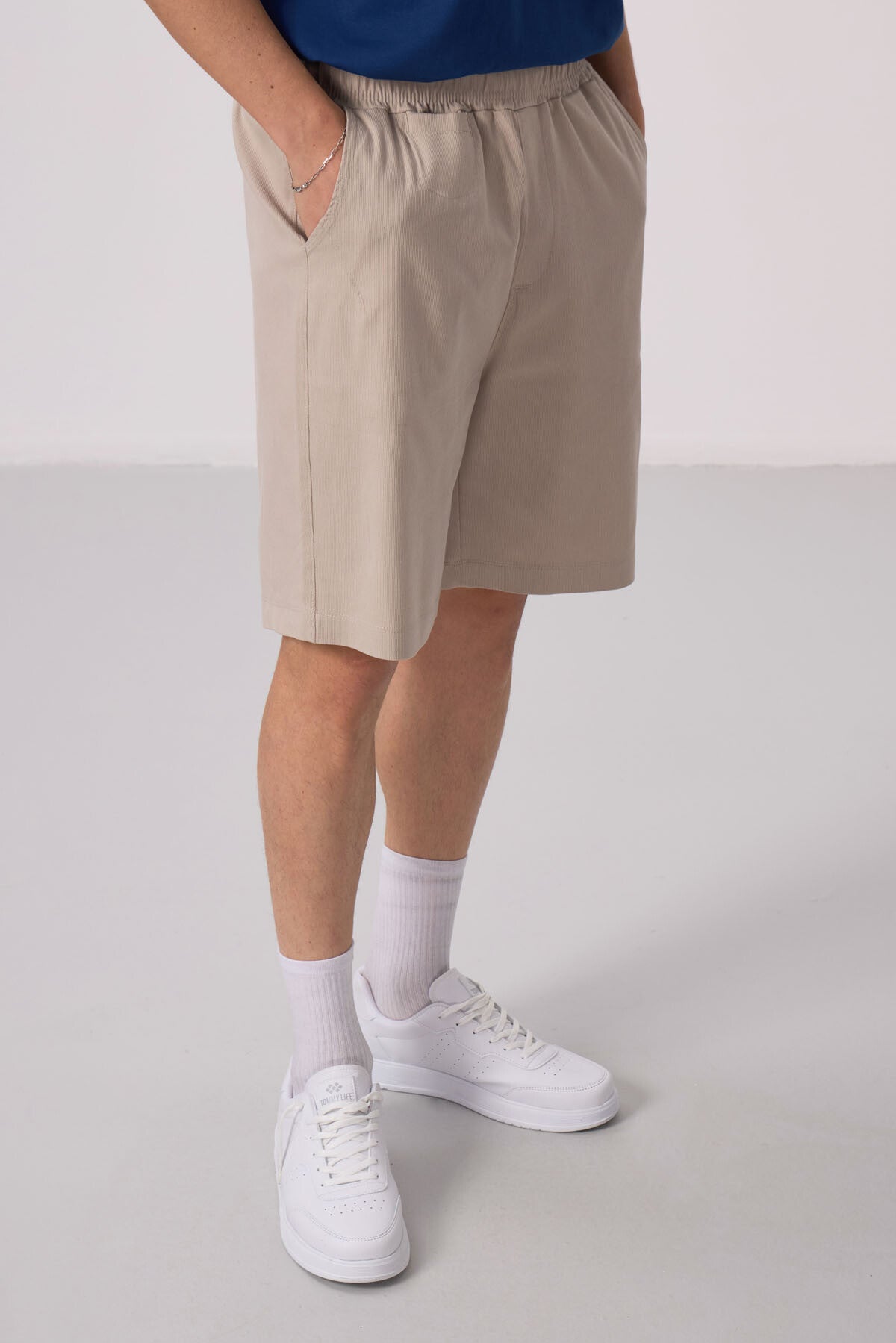 gri standart fit dokuma hafif esnek chino şort - 81290 - Justyol