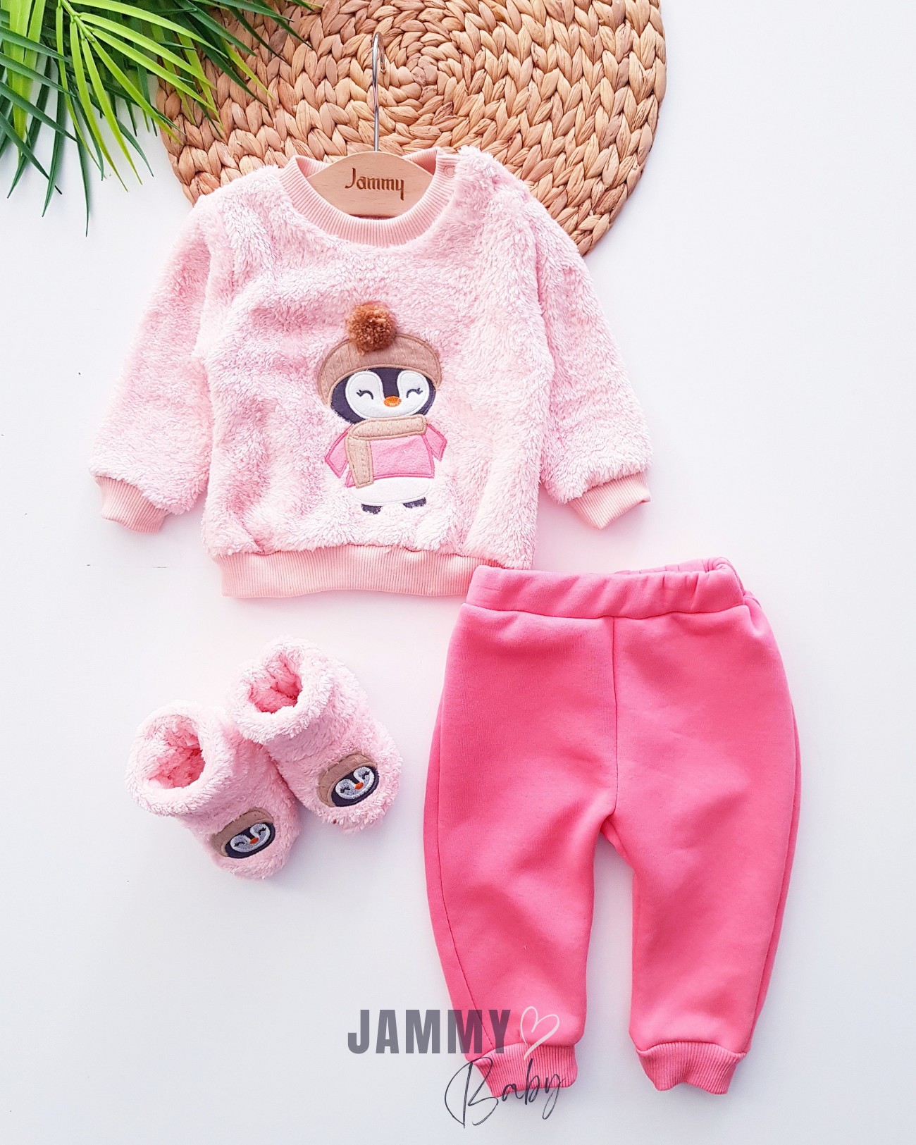 <tc>Ensemble 3 pièces avec peluche Welsoft, pingouin mignon et chaussettes</tc>