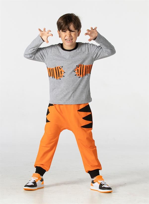 Ensemble Garçon avec T-shirt Imprimé Pattes de Tigre et Pantalon Orange