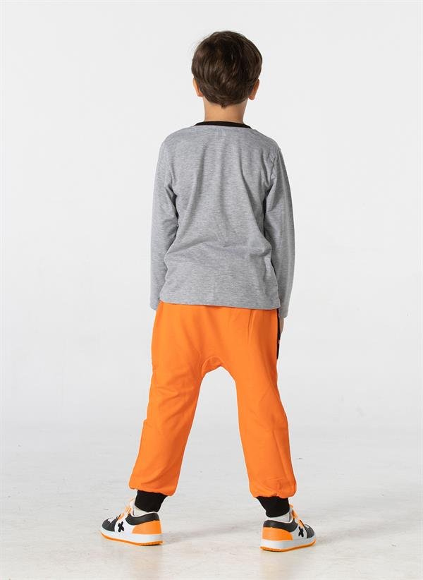 Ensemble Garçon avec T-shirt Imprimé Pattes de Tigre et Pantalon Orange
