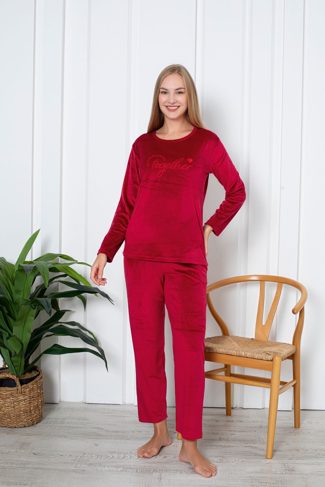 <tc>Ensemble de pyjama en velours français avec détails écrits, Luxury Velvet.</tc>