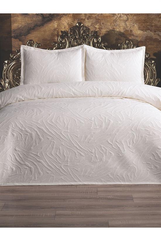 <tc>"Ensemble de couverture de lit double avec coussins, en tissu capitonné ultrasonique (couleur claire)"</tc>