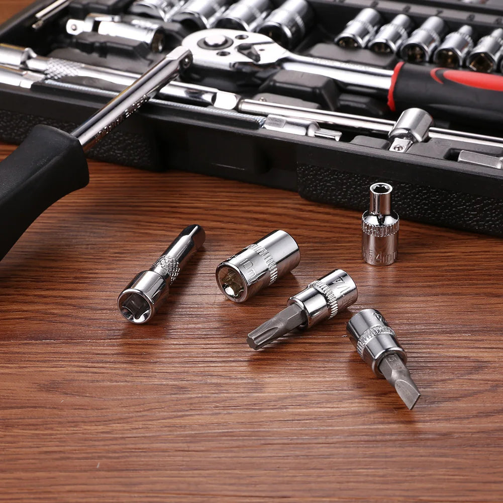 Coffret d’Outils à Cliquet avec Douilles et Embouts CR-V