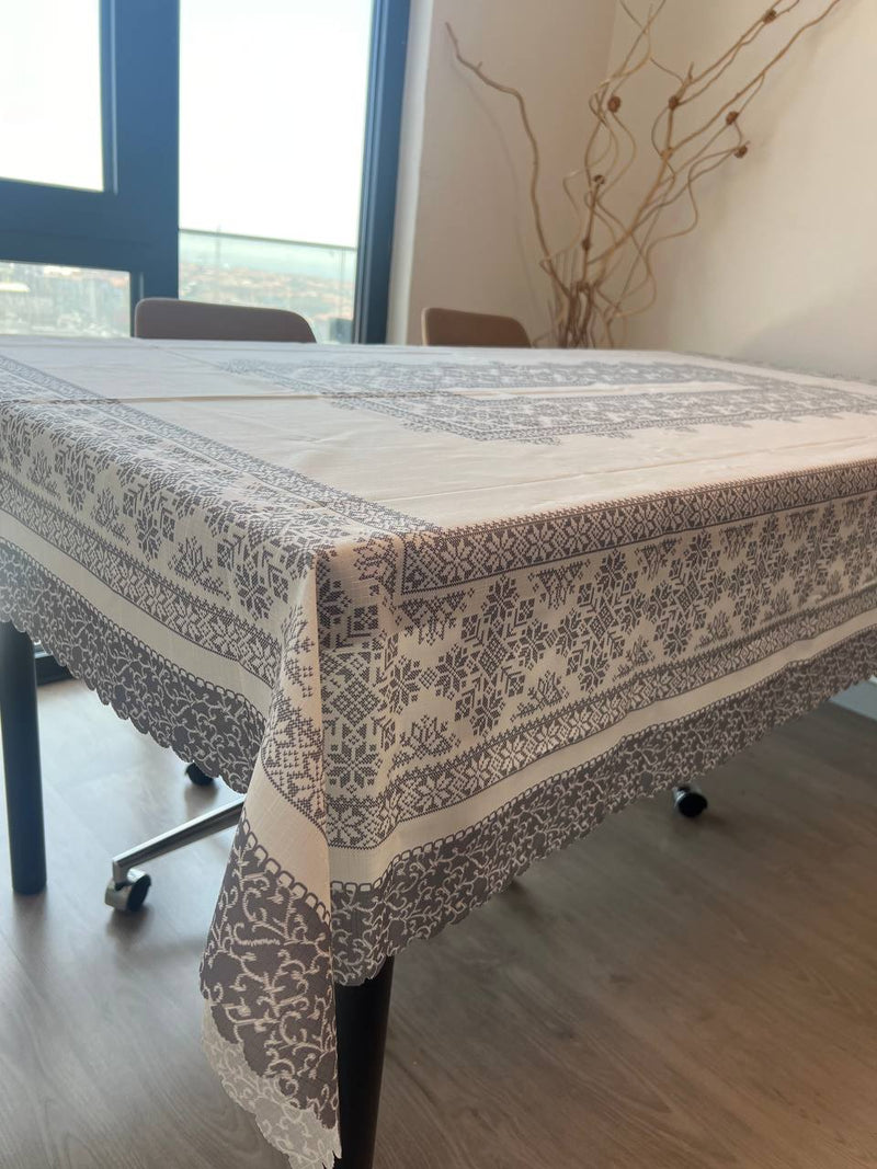 Nappe en tissu polyester imprimé à motifs kilim (140 × 180 cm)