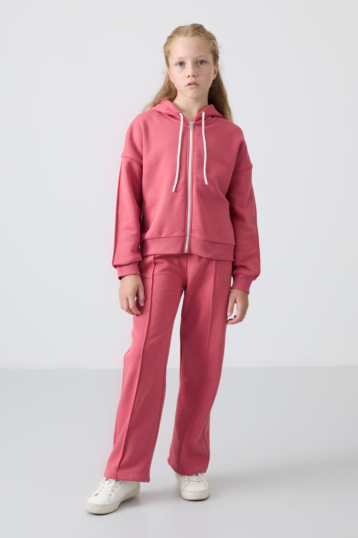 <tc>Survêtement Fille Écru en Coton à Intérieur Doux Texturé, Brodé et Coupe Standard - 75161</tc>