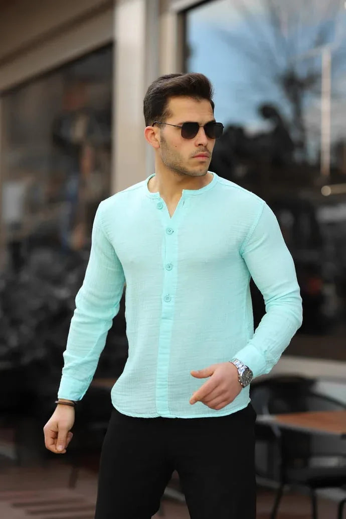 Chemise homme oversize en mousseline col mao demi-patte