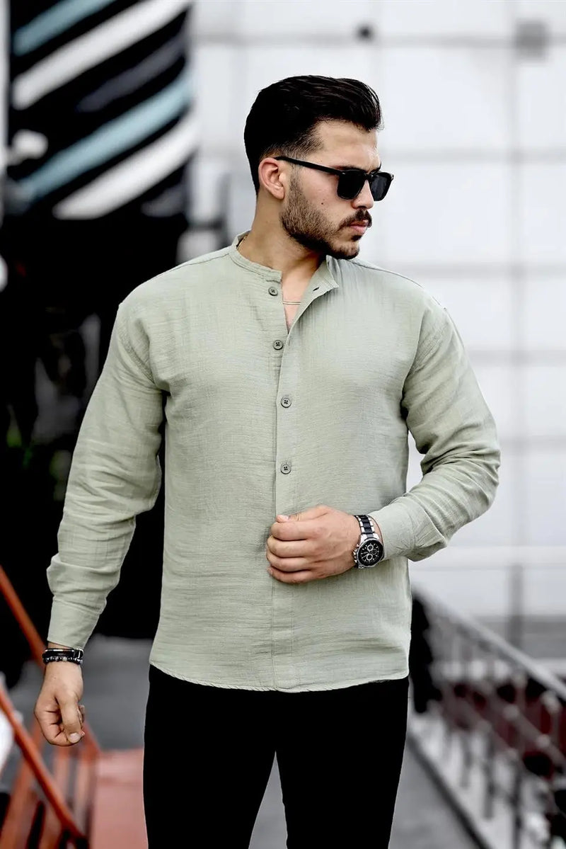 Chemise homme oversize en mousseline col mao demi-patte