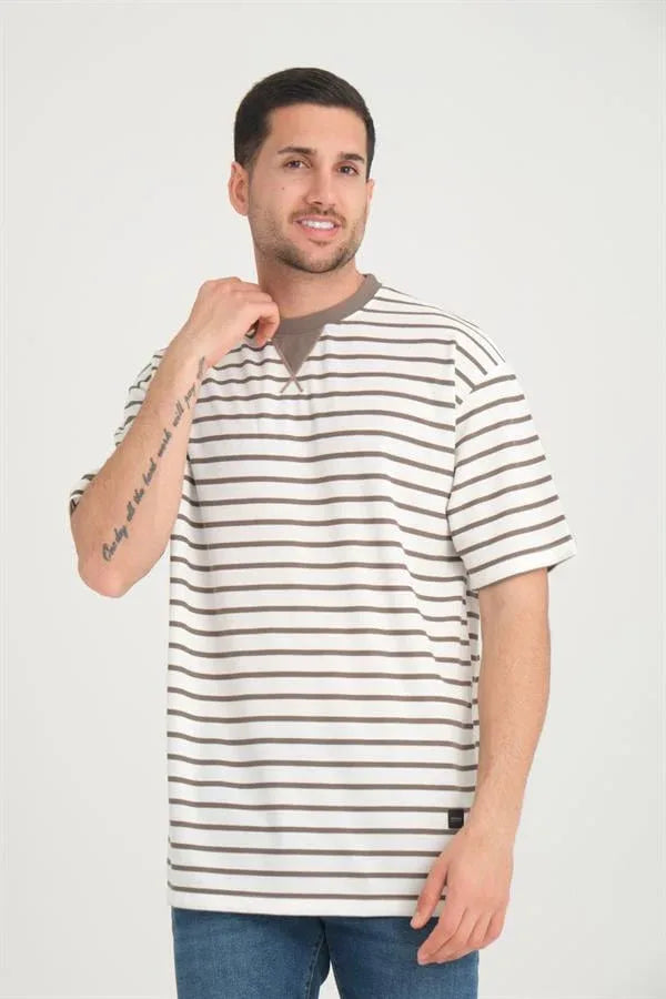 t‑shirt oversize homme rayé col enveloppe
