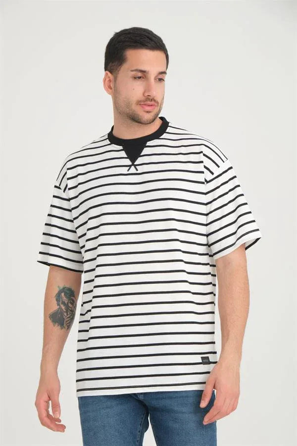 t‑shirt oversize homme rayé col enveloppe